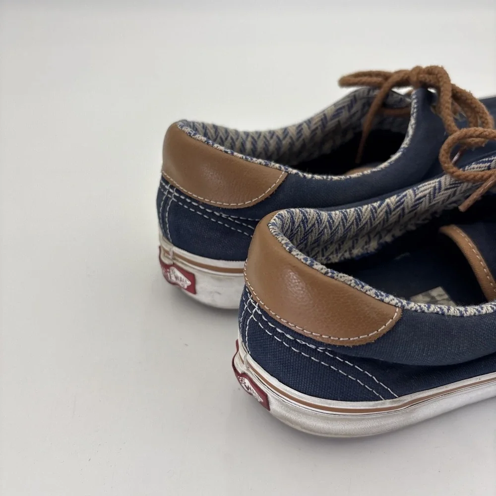 Vans Men's Size 11 Navy Canvas Boat Shoes Leather Trim Rope Laces Sneakers